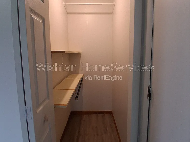 517 N 14th St #1 — Photo 16