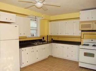 9 Magdalene St APT 1, Providence, RI 02909