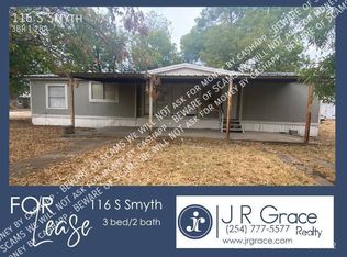 116 S Smyth St, Mart, TX 76664