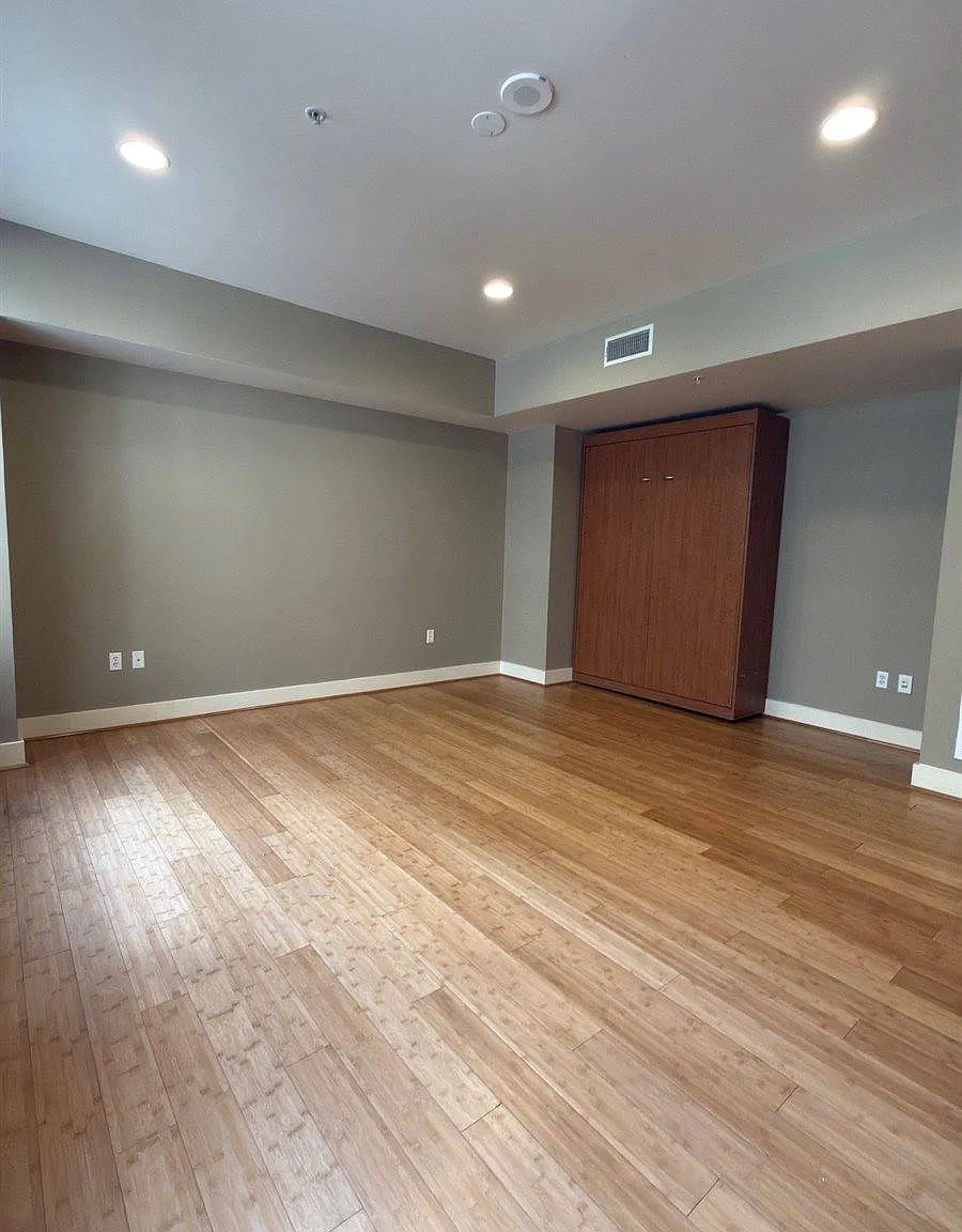 1 bed, 784 sqft, $1,700 — Photo 3