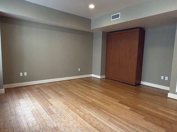3rd image of 411 W 7th St APT 202