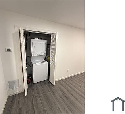 3rd image of 1251 N 17th St #3