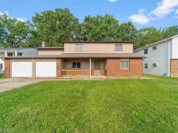 2902 Forest Ln, Lorain, OH 44053