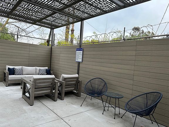 Relaxing outdoor space