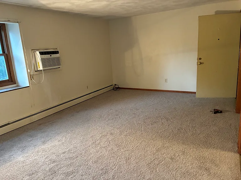22 Floral Ave #6 — Photo 7