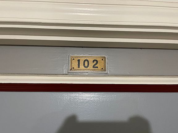 2nd image of 3711 Fillmore St #102