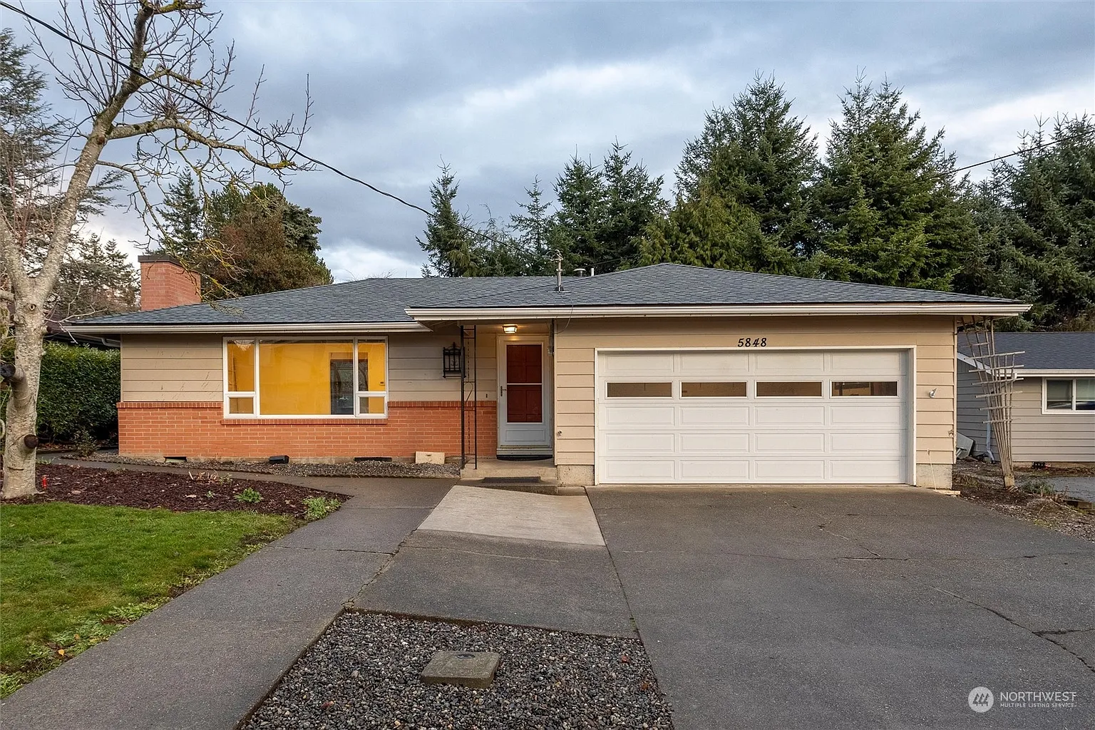 5848 Azalea Avenue photo 1