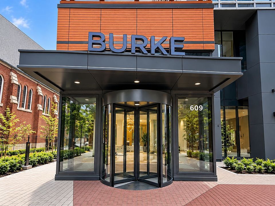 1st image of 609 Sherbourne St #5007