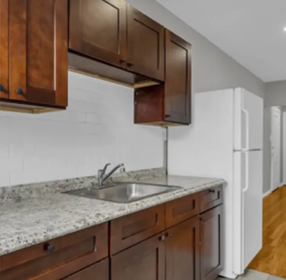 2501 Hurlbut St #1 — Photo 2