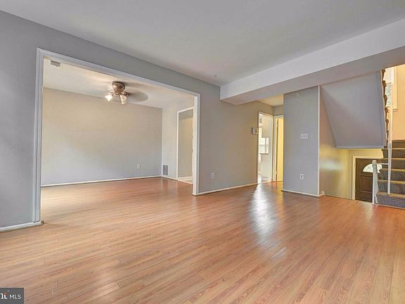 4th image of 7794 Euclid Way