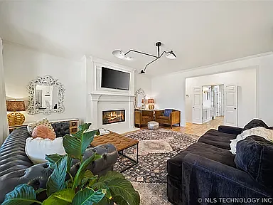 8665 E 101st Pl — Photo 6