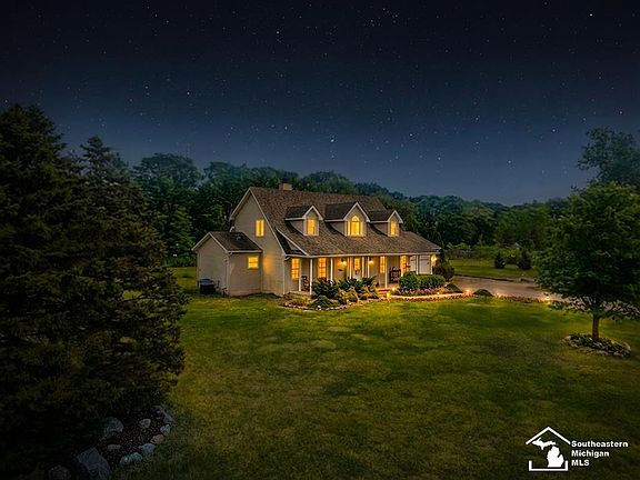 2nd image of 4335 Dauncy Rd