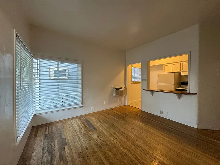 1204 P & 1601 12th St - The State House Apartments — Photo 3
