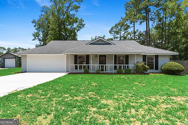 1st image of 115 Forest Ridge Dr