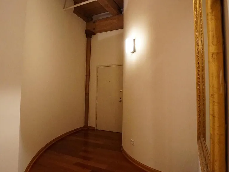 Reverse shot of entryway