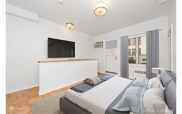 Sold by Douglas Elliman | media 18