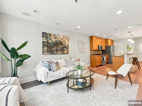 113 Willow Avenue #2, Hoboken, NJ 07030