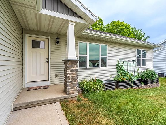 4th image of 8705 HINNER SPRINGS DRIVE