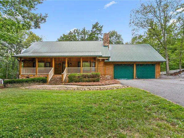 679 Bonnie Regan Rd, Thomasville, NC 27360