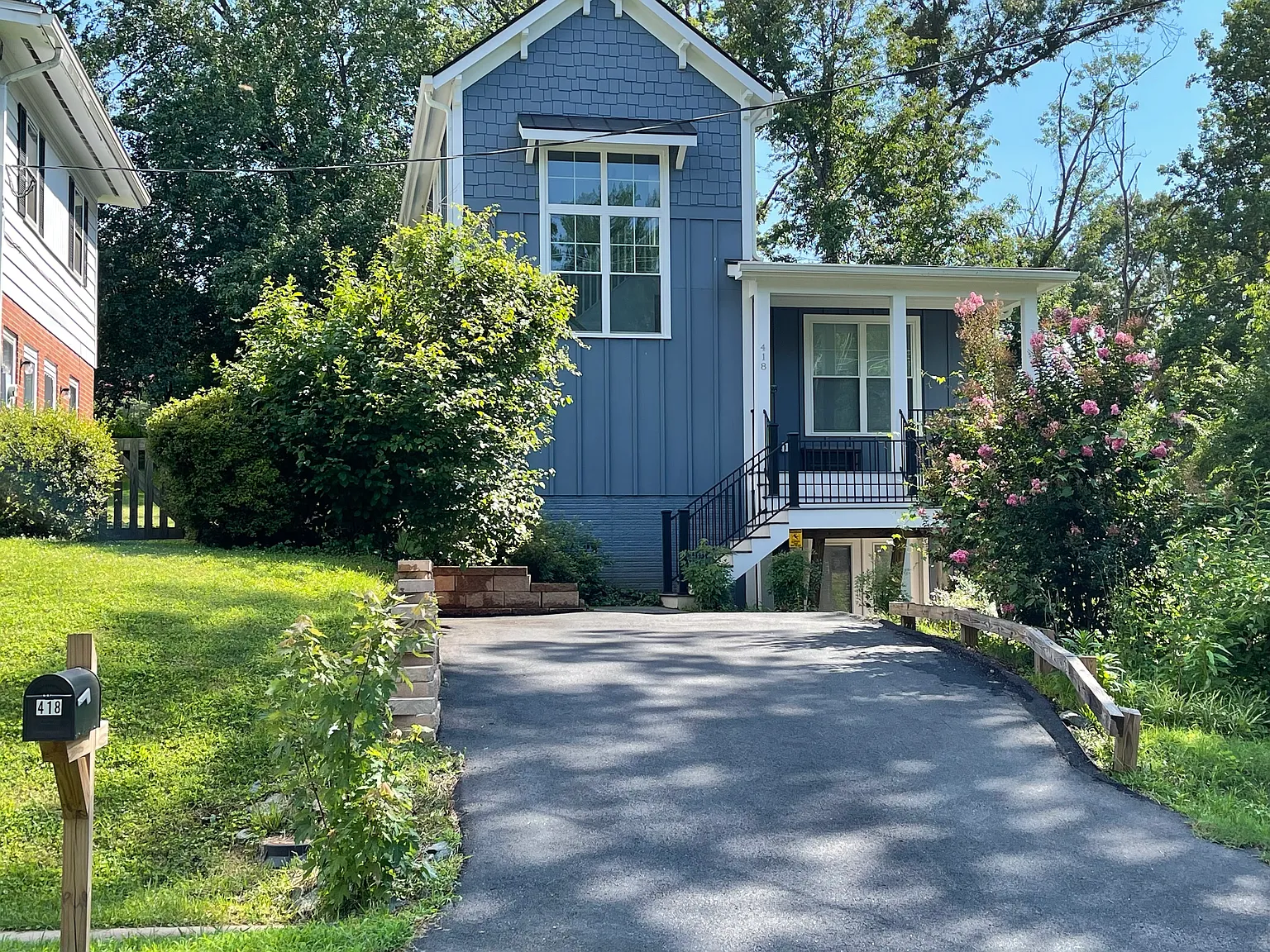 5 bed, 3.5 bath, 2843 sqft, $7,500 — Photo 2