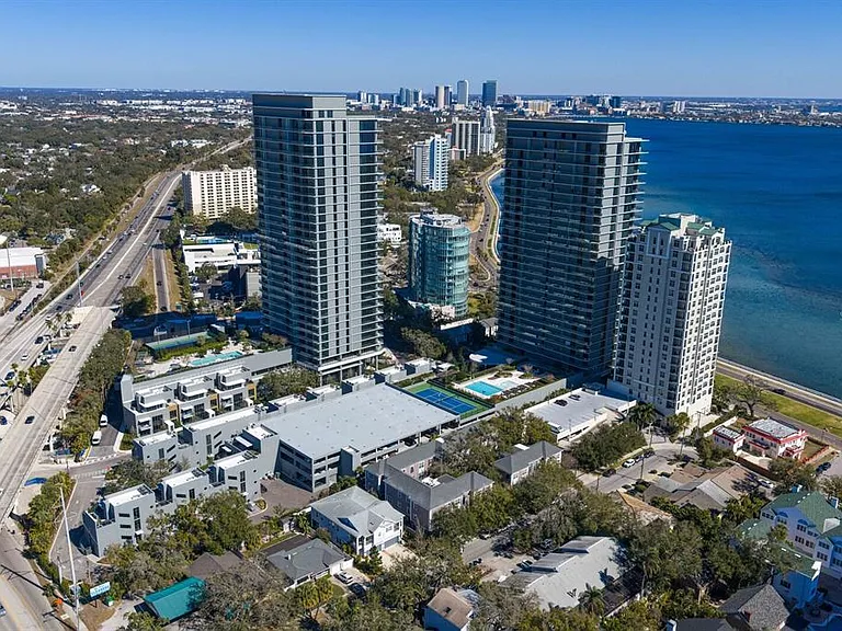 3101 Bayshore Blvd #1804 — Photo 97
