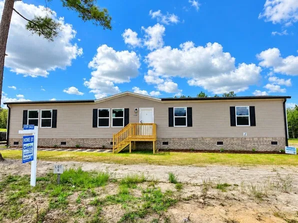 958 Blind Bridge Road, Magnolia, NC 28453