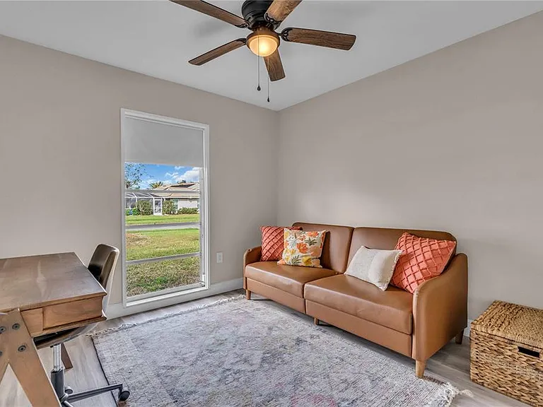 2544 Carlisle Pl — Photo 35