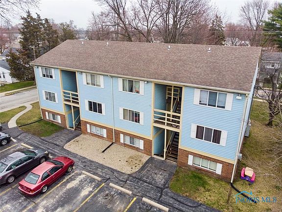 3rd image of 854 8th St