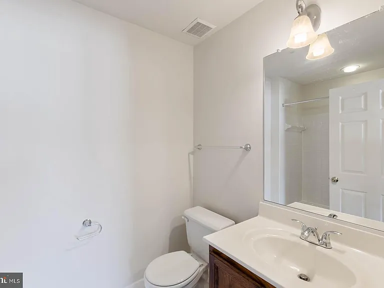 6601 Netties Ln #1803 — Photo 24