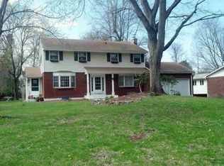 49 Brookland Farms Rd, Poughkeepsie, NY 12601