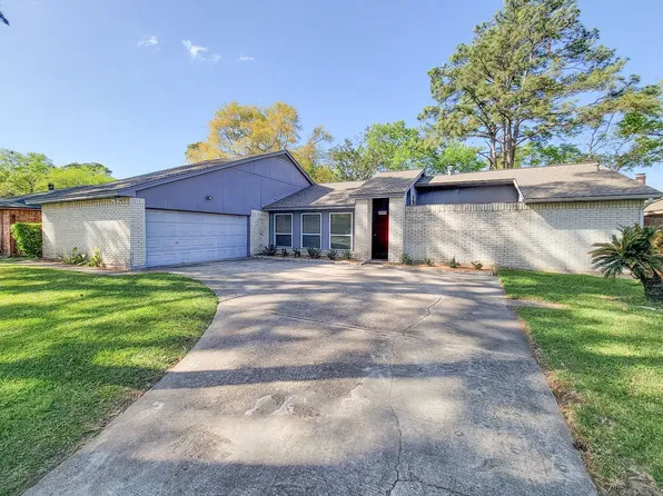 12506 Campos Dr, Houston, TX 77065