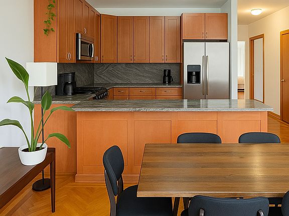5th image of 258 S 1st St APT 2B