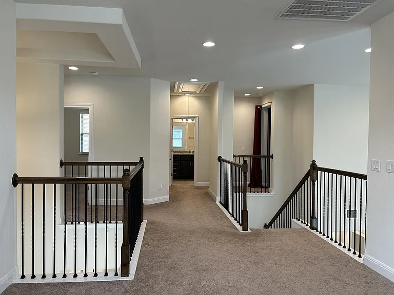 3005 Zelma Dr — Photo 8