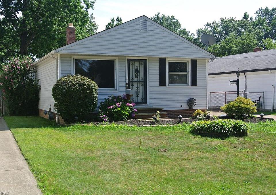 1st image of 32868 Barbara Ave