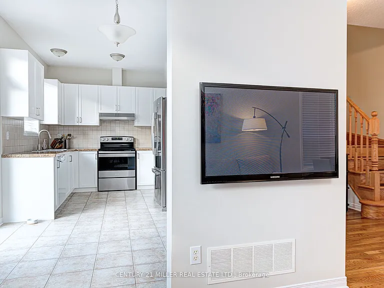 4673 Leanna Heights Rd — Photo 10