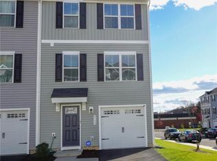 2132 Cross Country Rd, Northampton, PA 18067