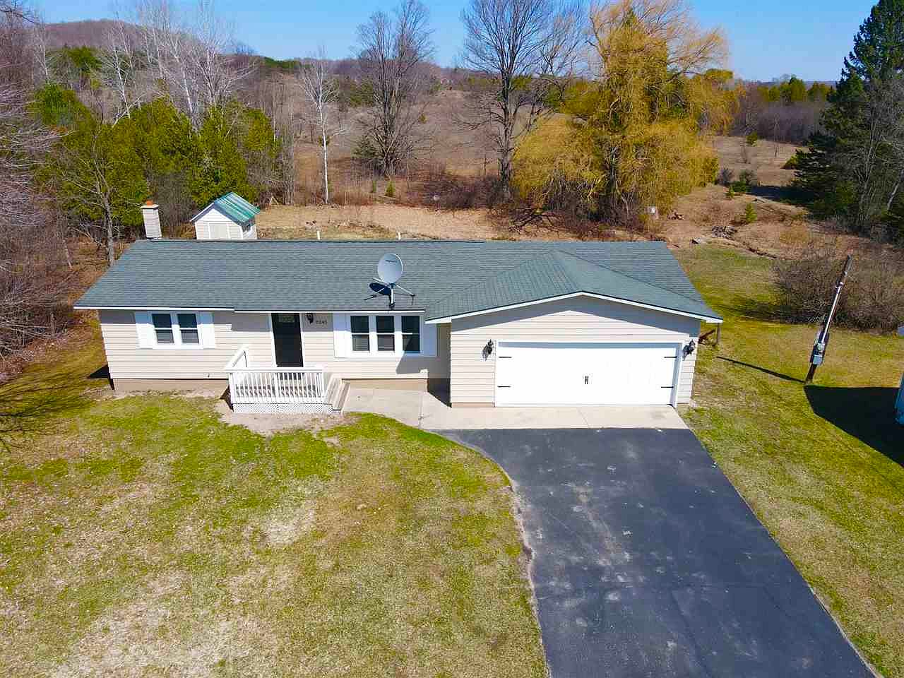8245 Rogers Rd, East Jordan, MI 49727 Zillow