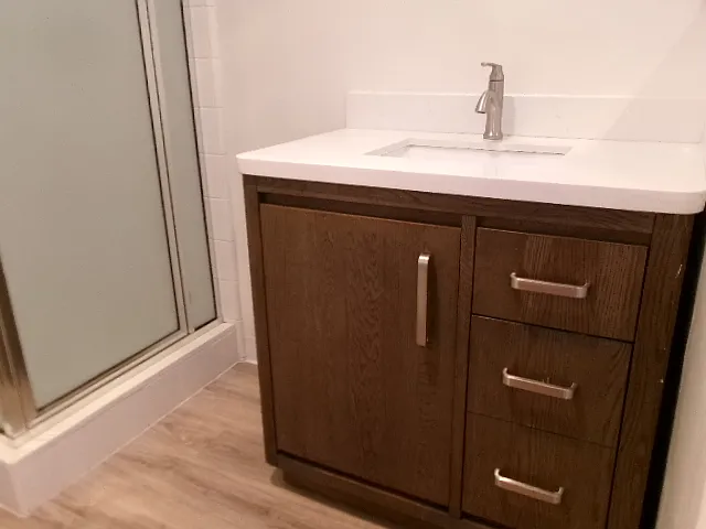 401 E Victoria St #5 — Photo 8