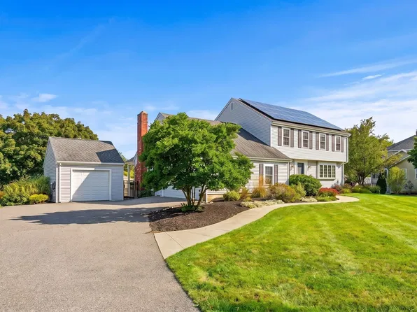 6 Turner Dr, North Reading, MA 01864