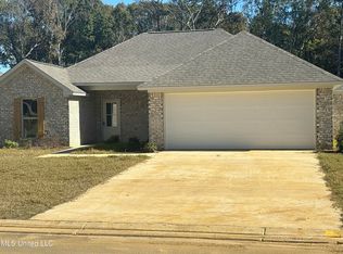 725 Tower Ridge Cv, Pearl, MS 39208