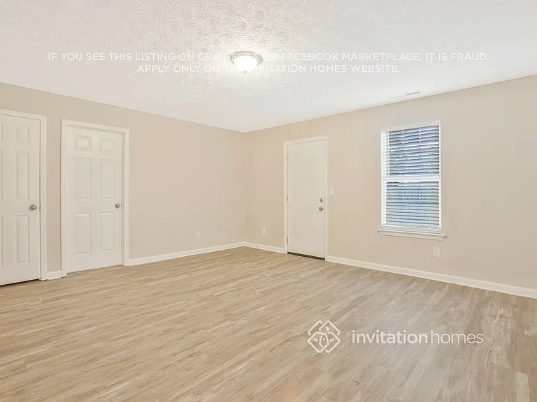 442 Limerick Way — Photo 18