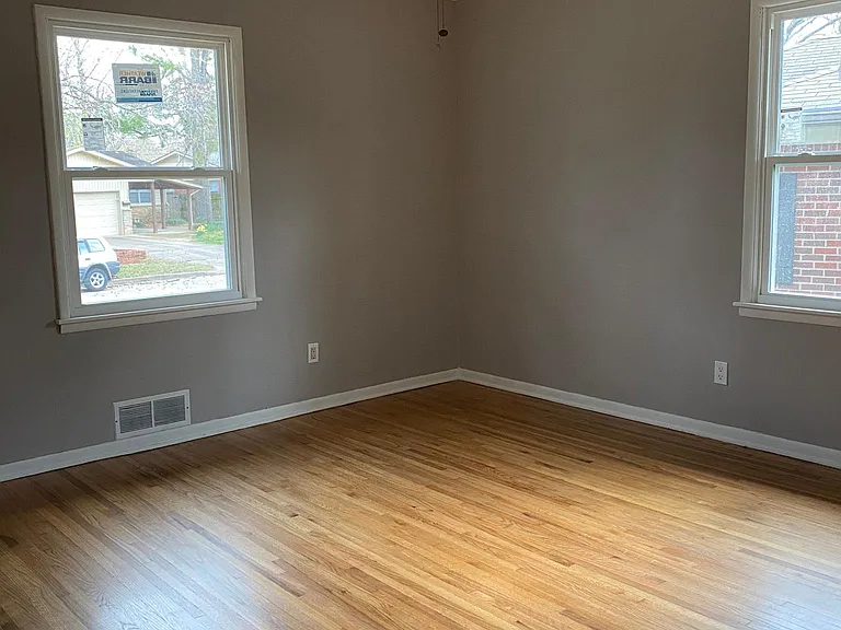 5222 S Marion Ave — Photo 13
