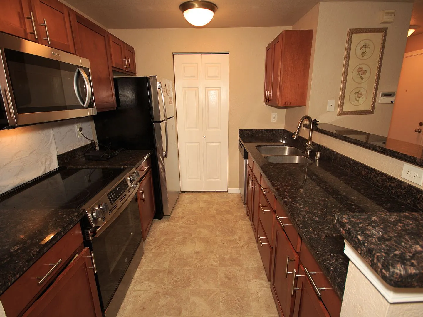 Beautifully Remodeled Interior — Photo 4