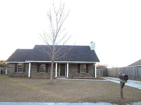 Front of the house (in the fall)