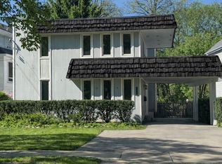 400 S Crescent Ave, Park Ridge, IL 60068