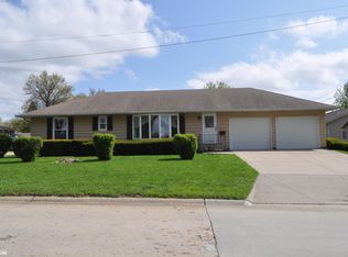 1003 W 21st St, Carroll, IA 51401
