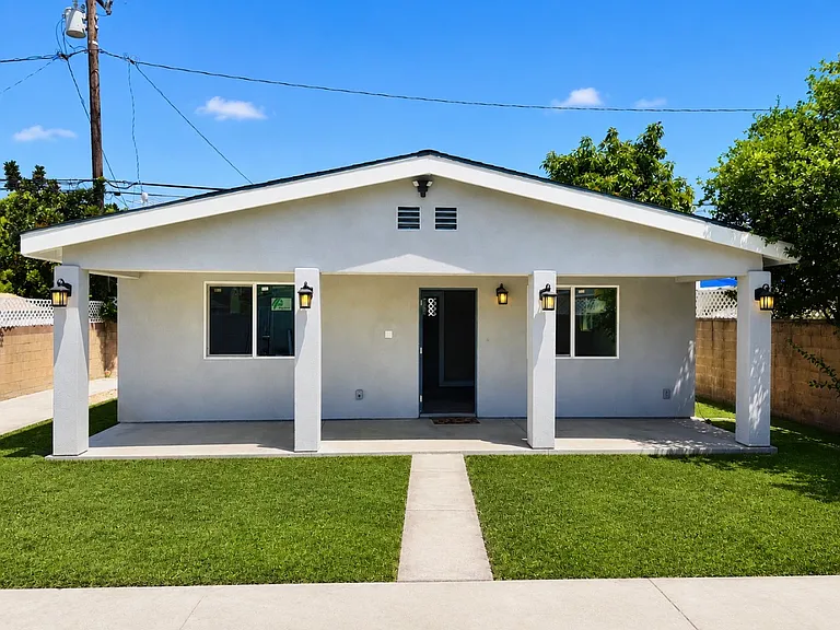 10930 Otis St — Photo 1