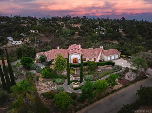 2025 N Stage Ter, Fallbrook, CA 92028