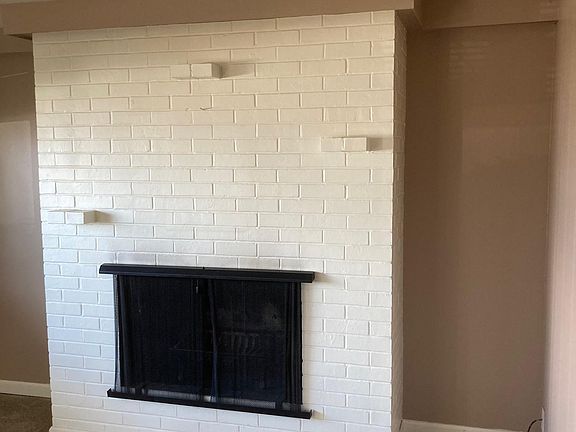 5th image of 2308 Alki Ave SW #2308