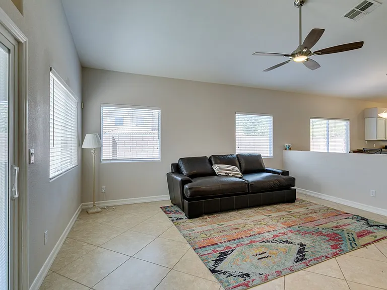 489 First Light St — Photo 13